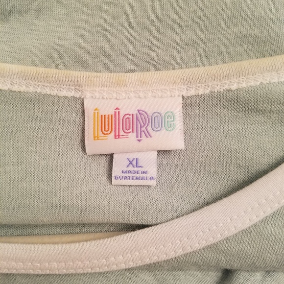 $10 --> LuLaRoe Randy - Picture 3 of 4